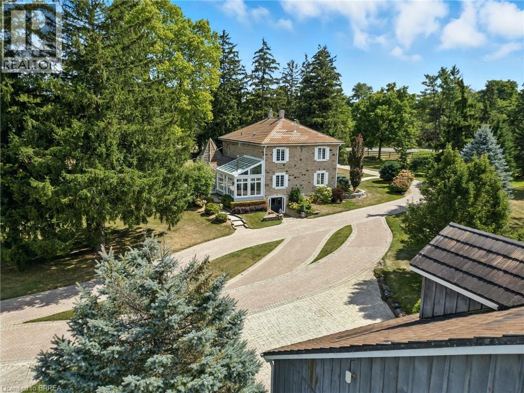 143 East River Road, Paris, Ontario