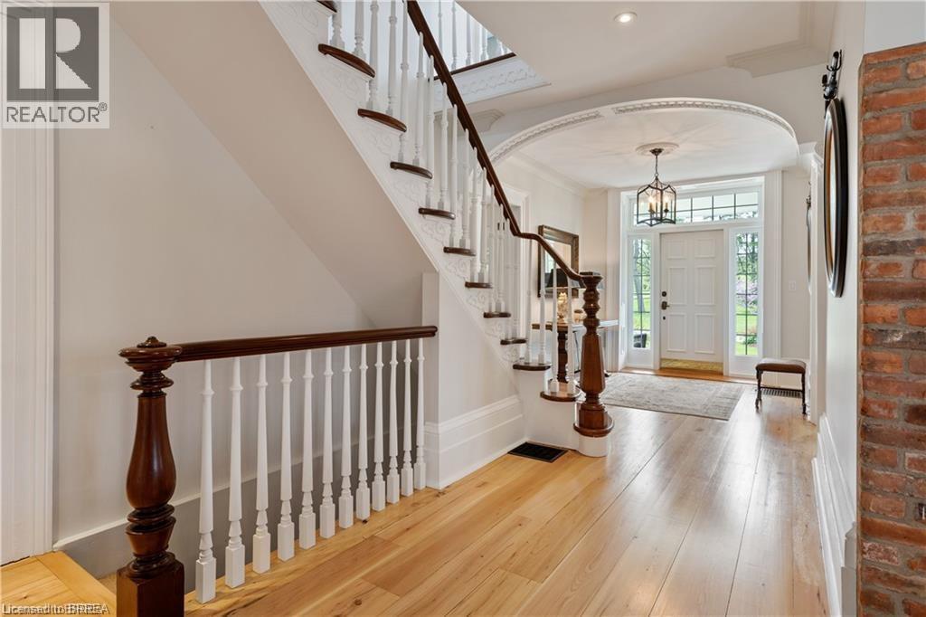 143 East River Road, Paris, Ontario