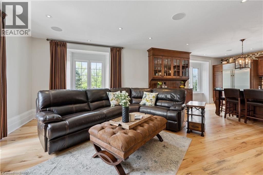 143 East River Road, Paris, Ontario