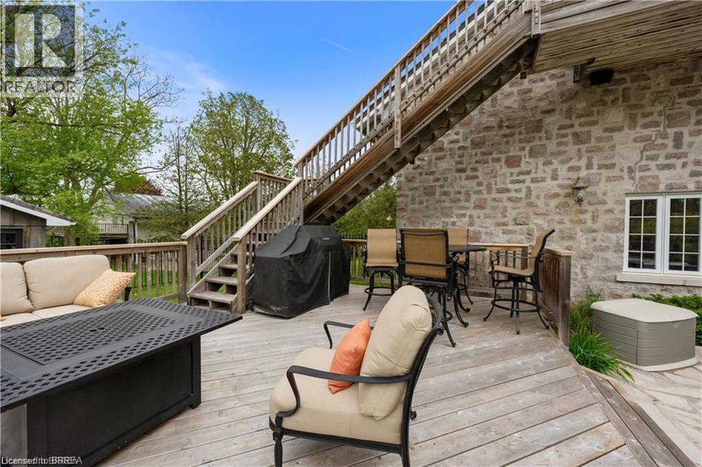 143 East River Road, Paris, Ontario