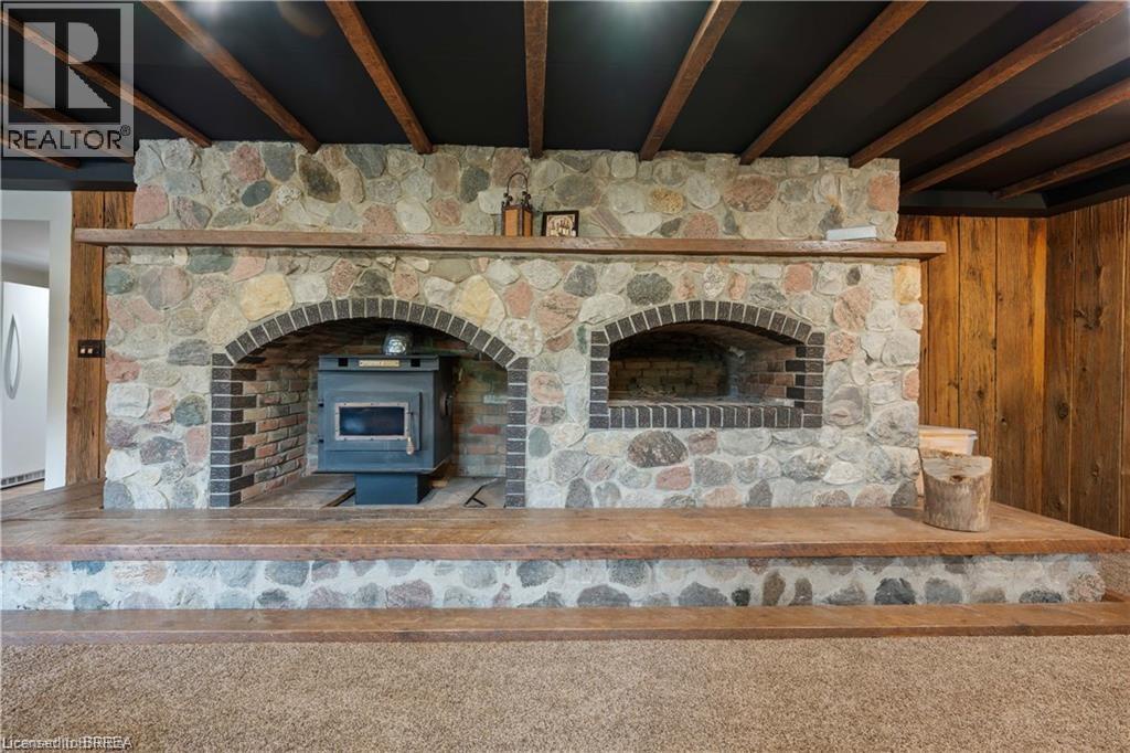 143 East River Road, Paris, Ontario