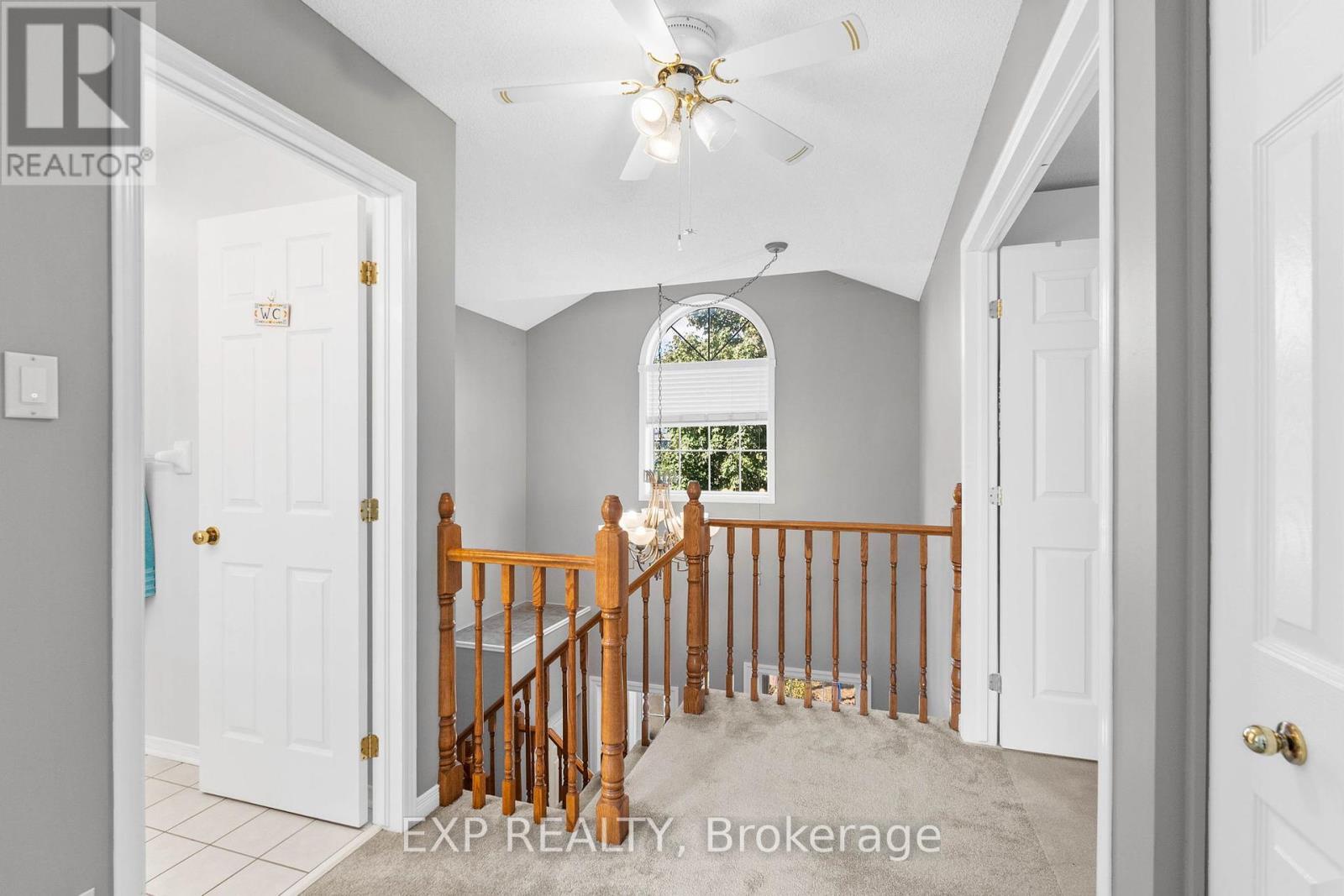 18 Golders Green Lane, Ottawa, Ontario