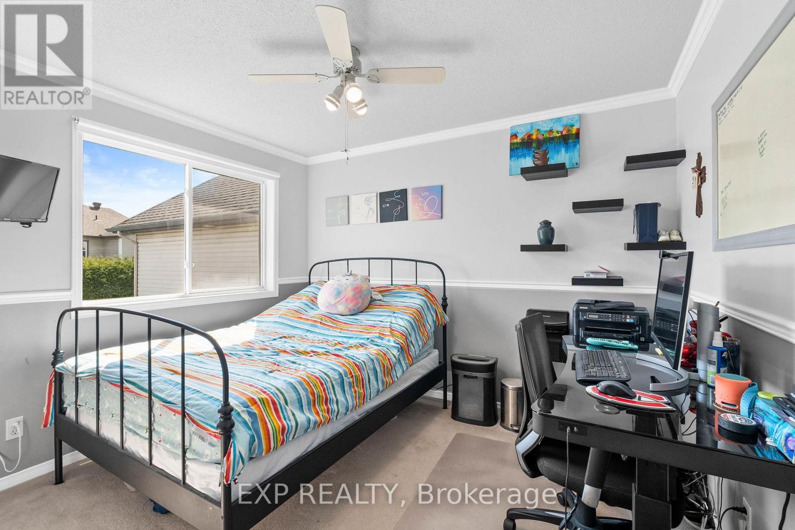 18 Golders Green Lane, Ottawa, Ontario