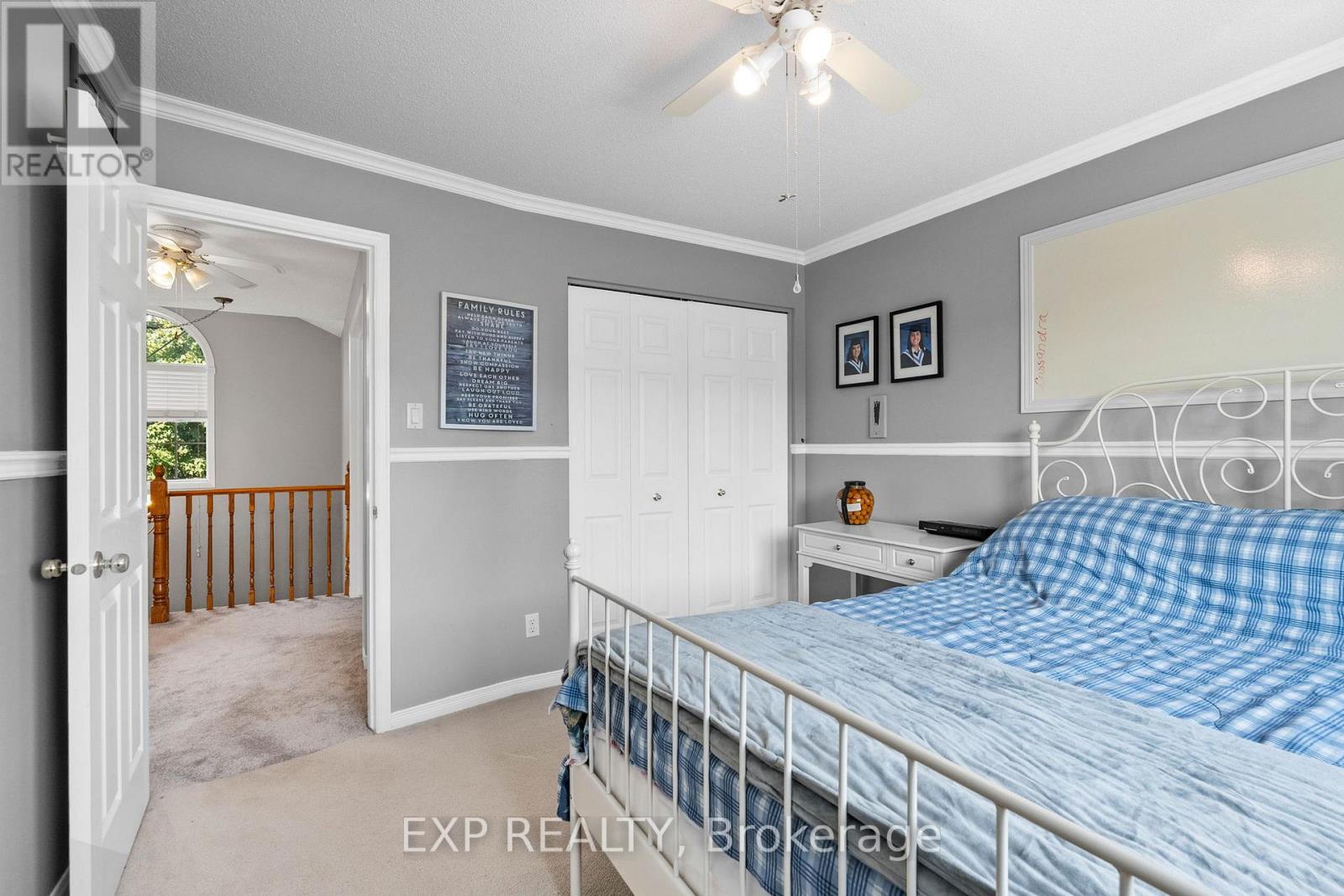 18 Golders Green Lane, Ottawa, Ontario