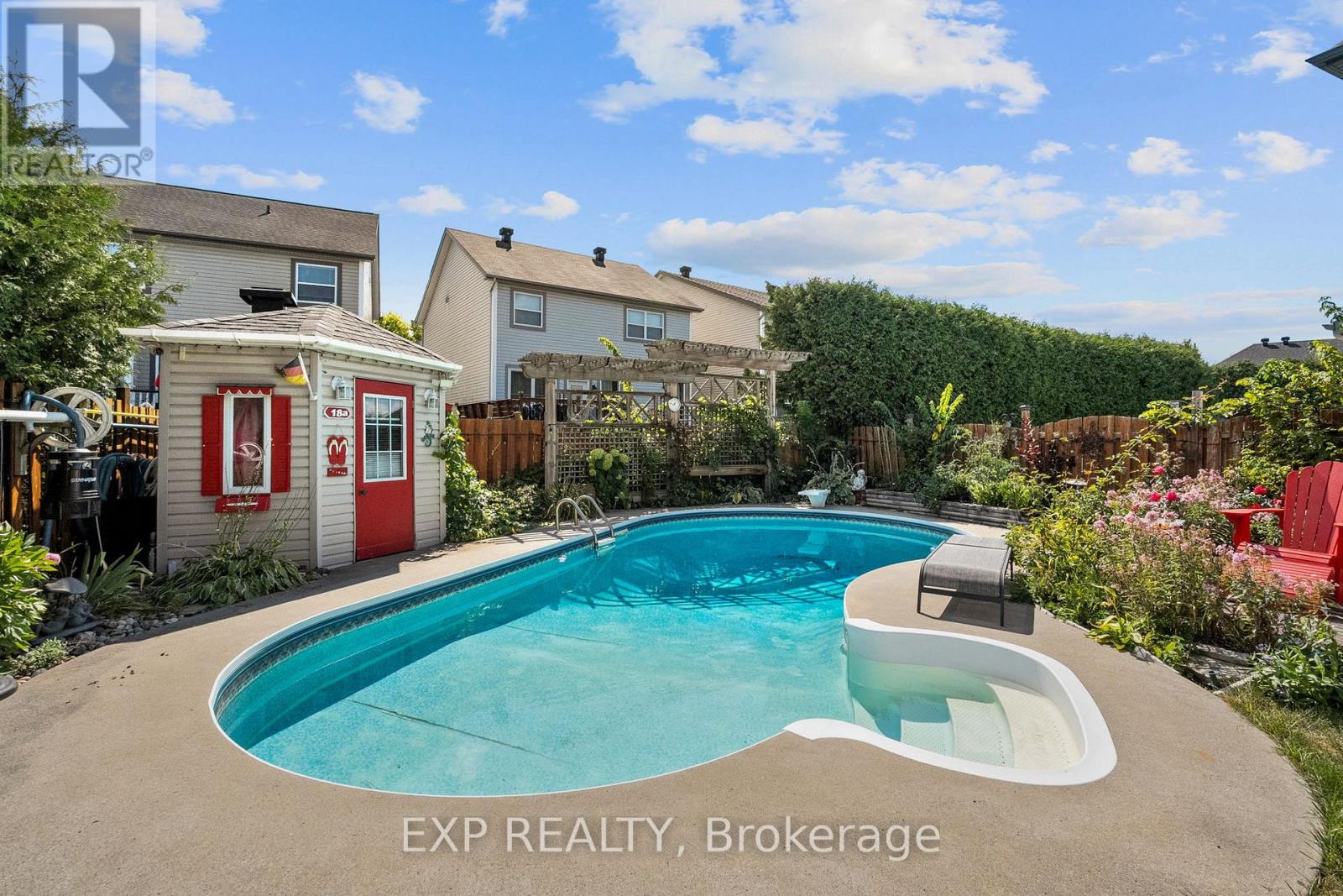 18 Golders Green Lane, Ottawa, Ontario