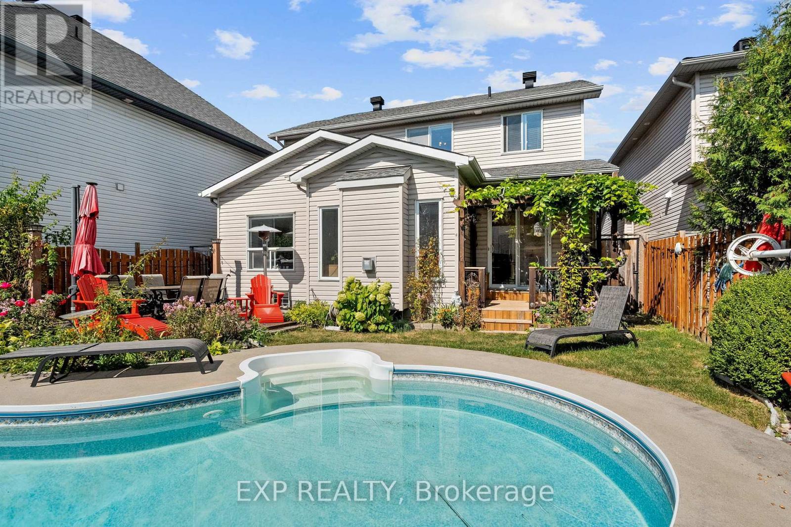 18 Golders Green Lane, Ottawa, Ontario