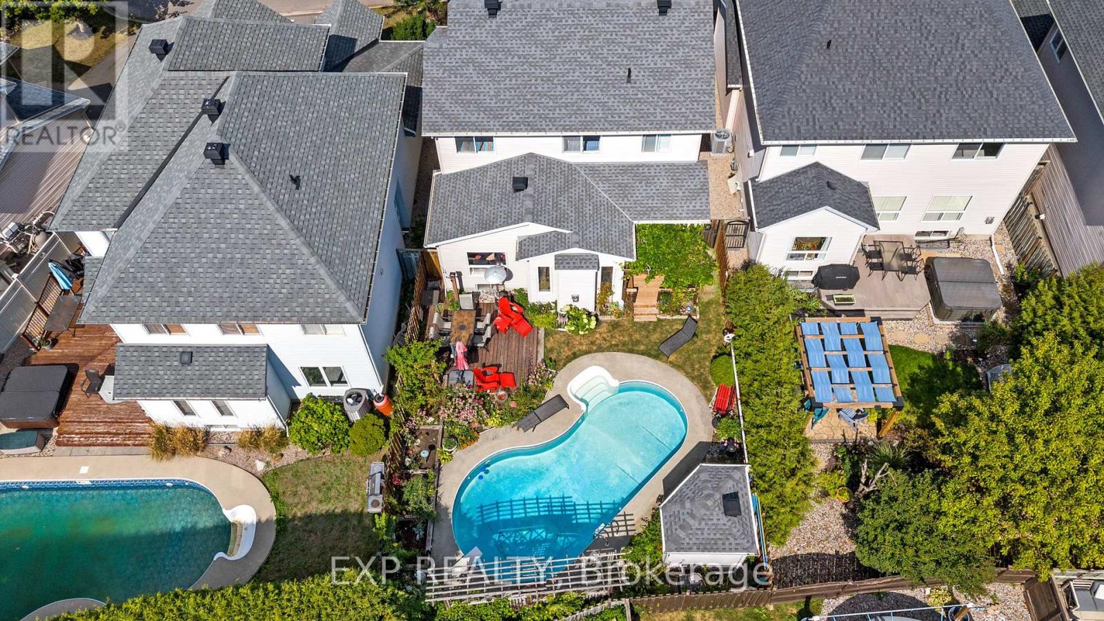 18 Golders Green Lane, Ottawa, Ontario