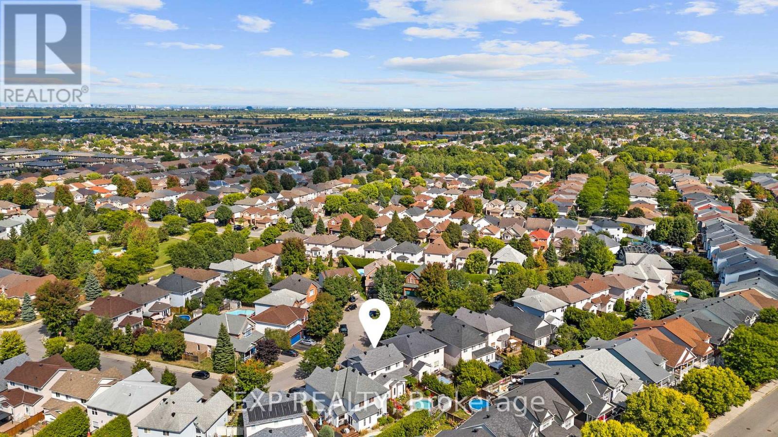 18 Golders Green Lane, Ottawa, Ontario