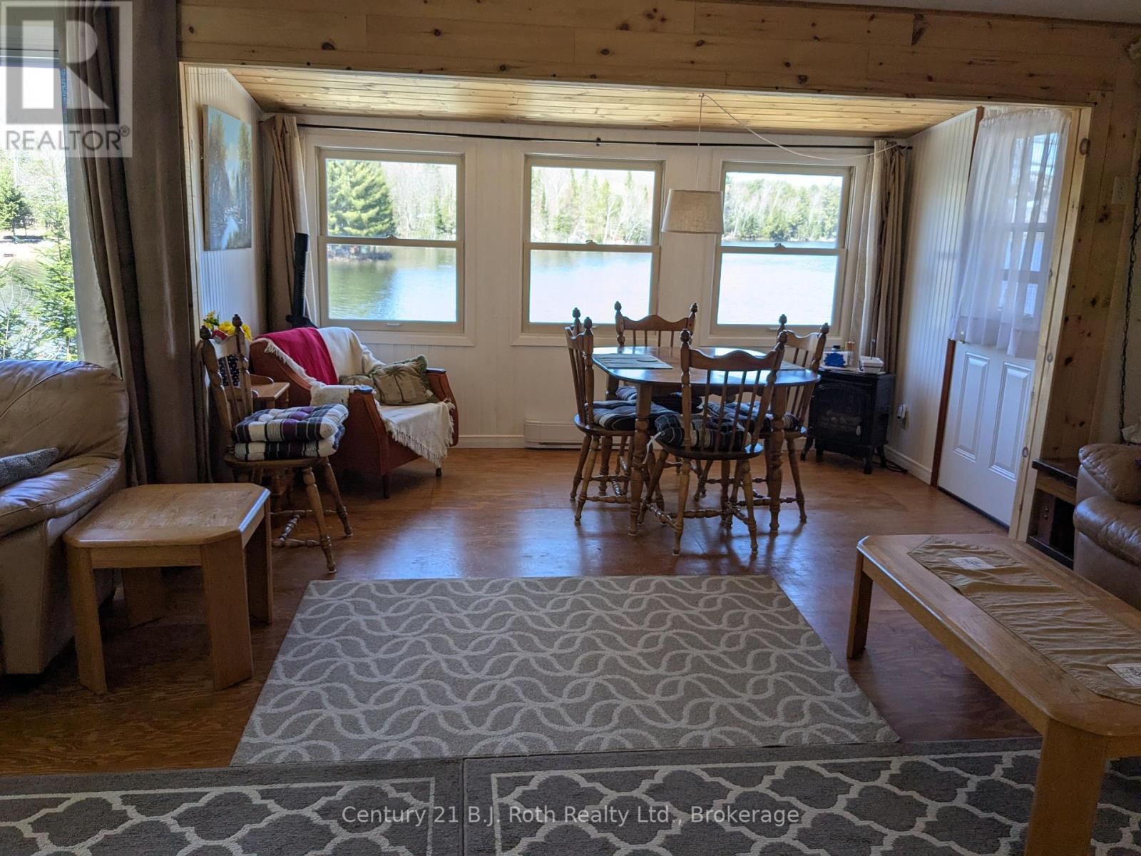 16 Machar Point, South River, Ontario