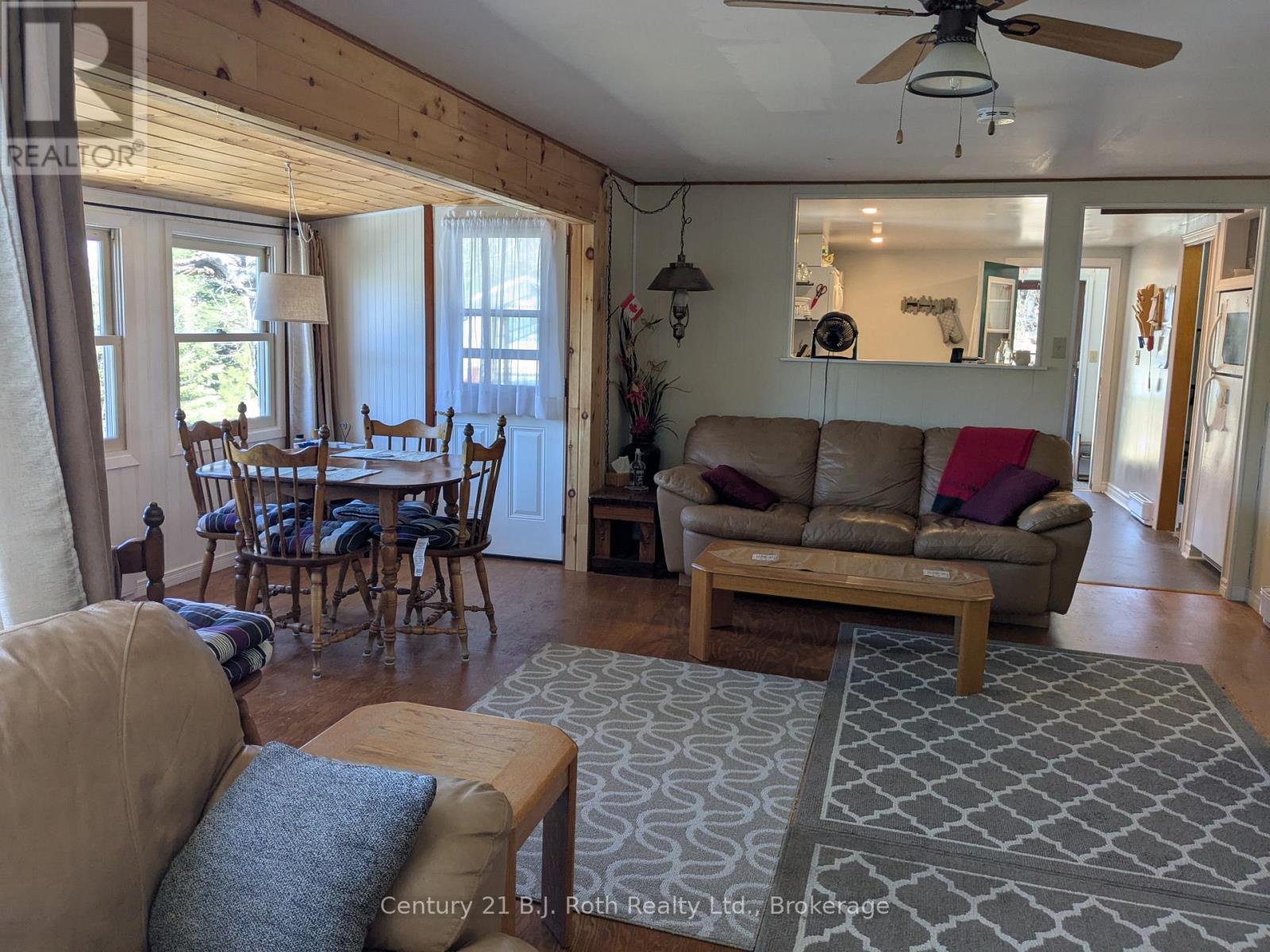 16 Machar Point, South River, Ontario