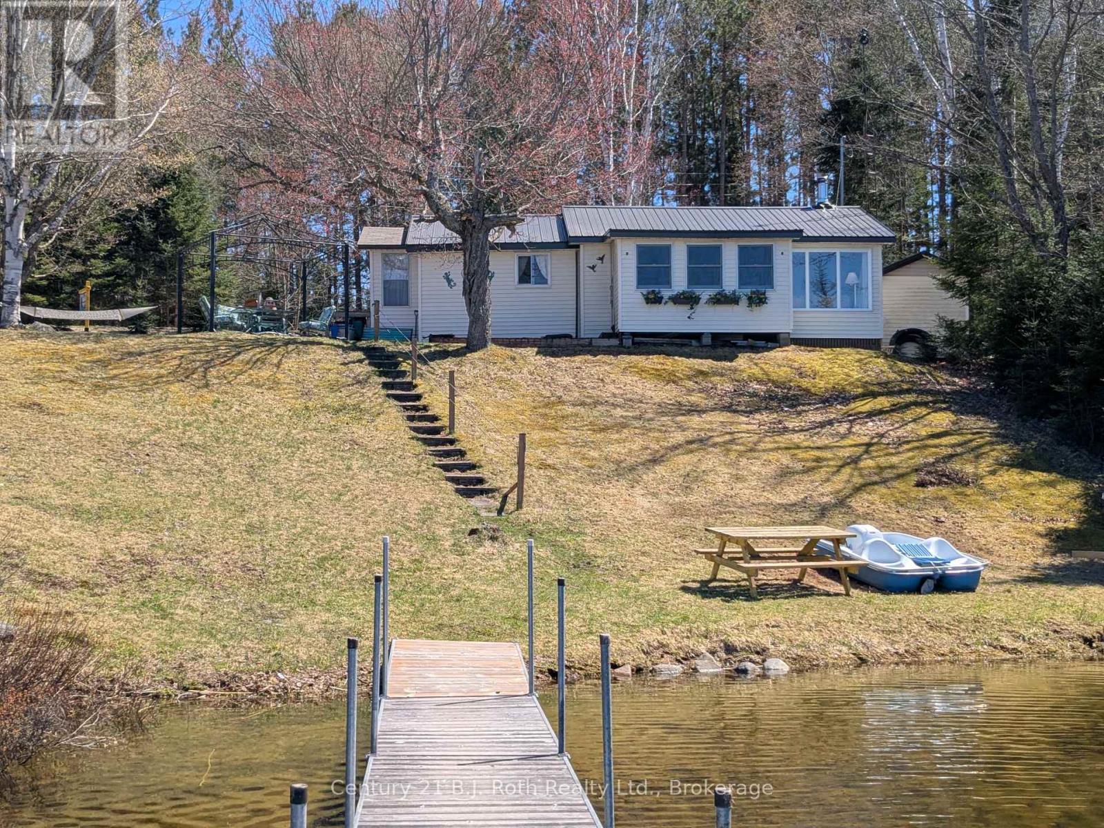 16 Machar Point, South River, Ontario