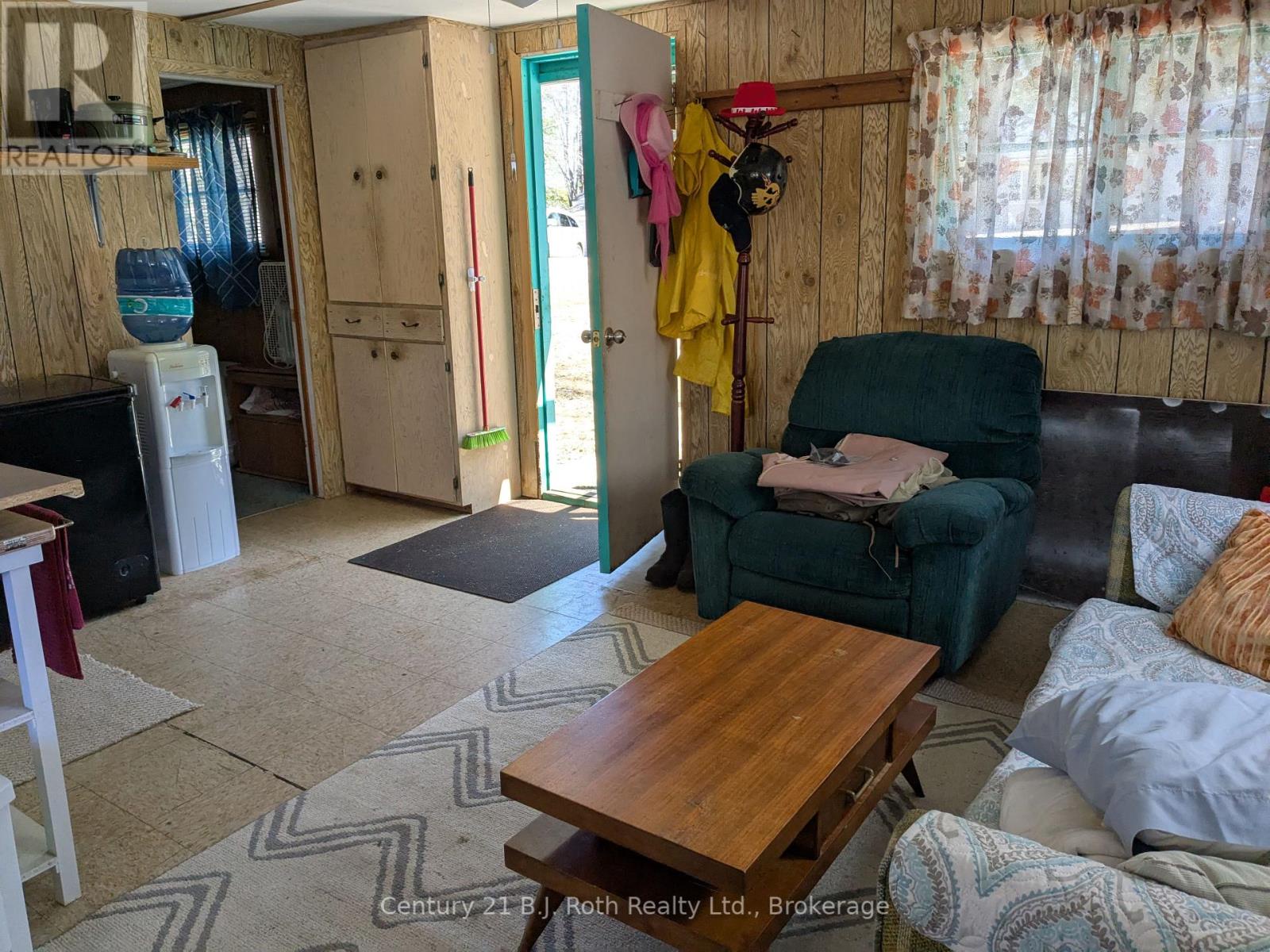 16 Machar Point, South River, Ontario