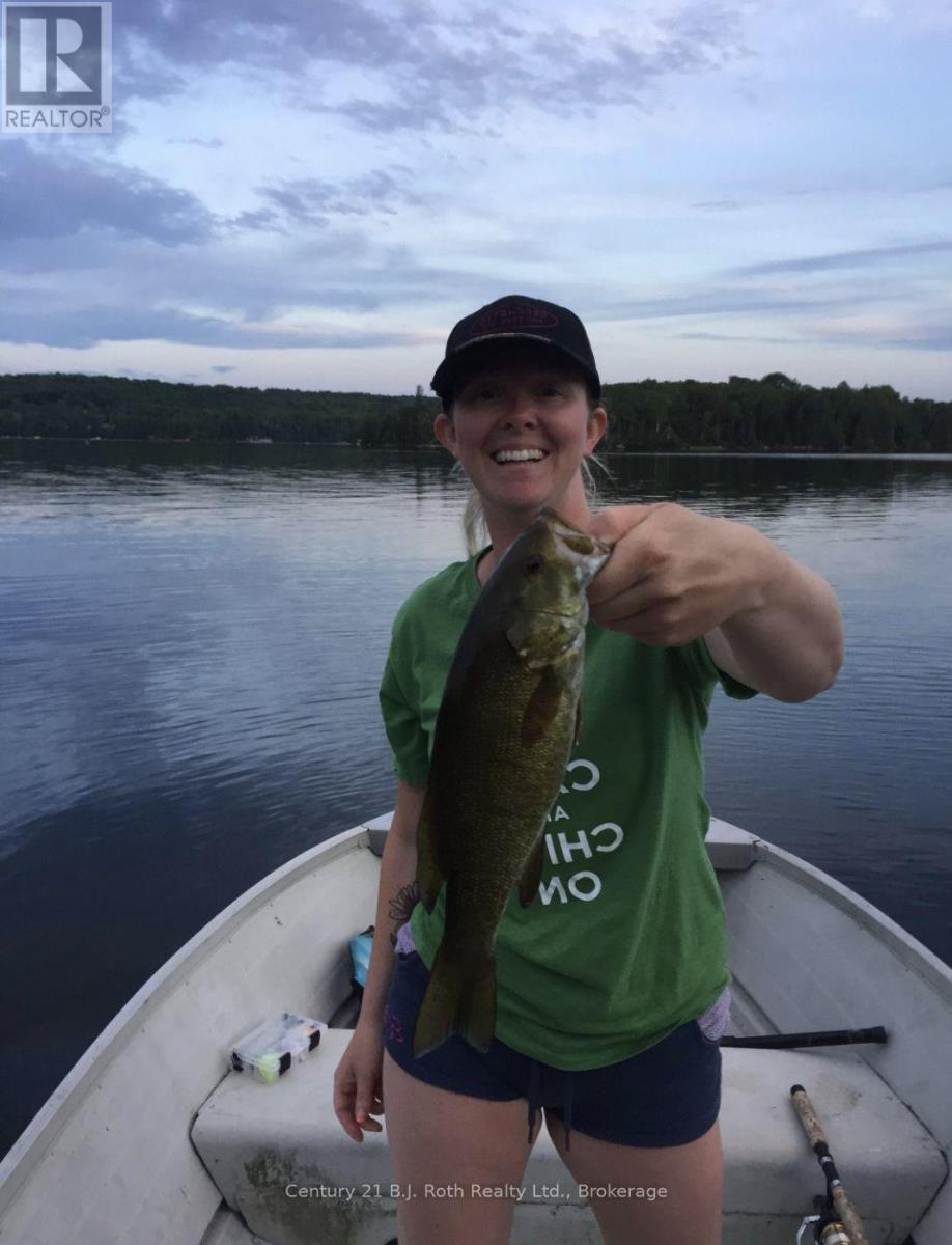 16 Machar Point, South River, Ontario