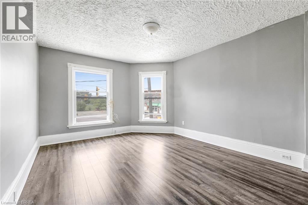 74 Erie Avenue, Brantford, Ontario