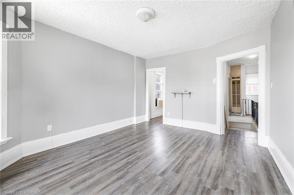 74 Erie Avenue, Brantford, Ontario