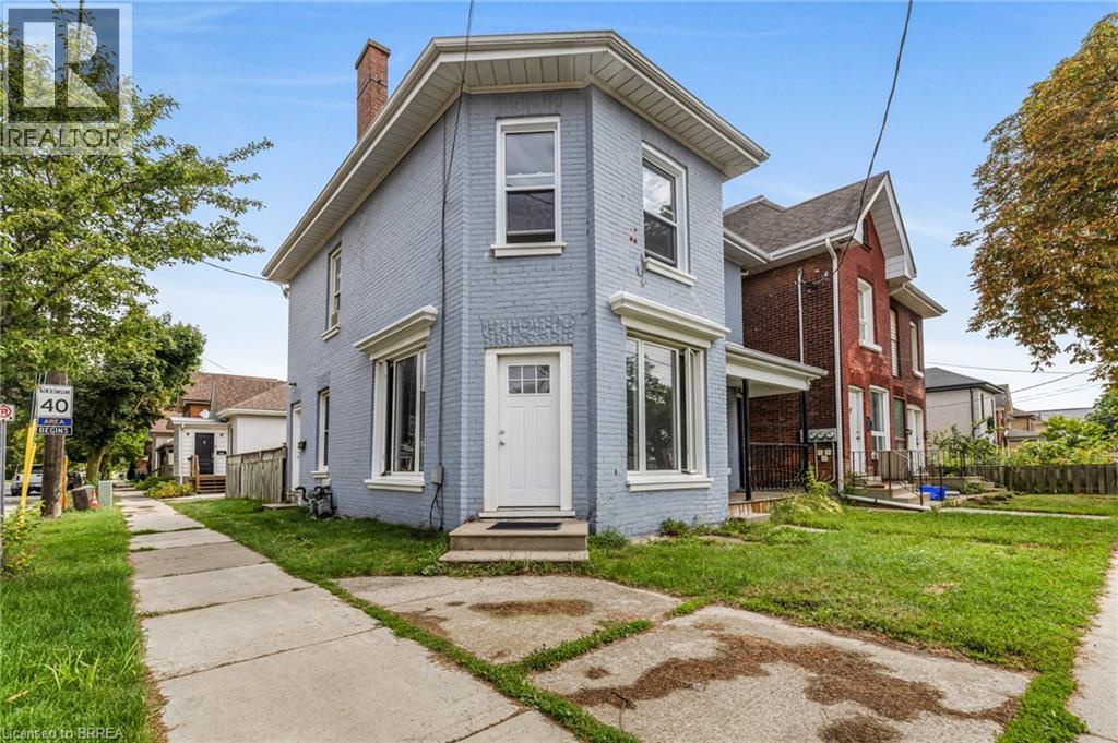 74 Erie Avenue, Brantford, Ontario