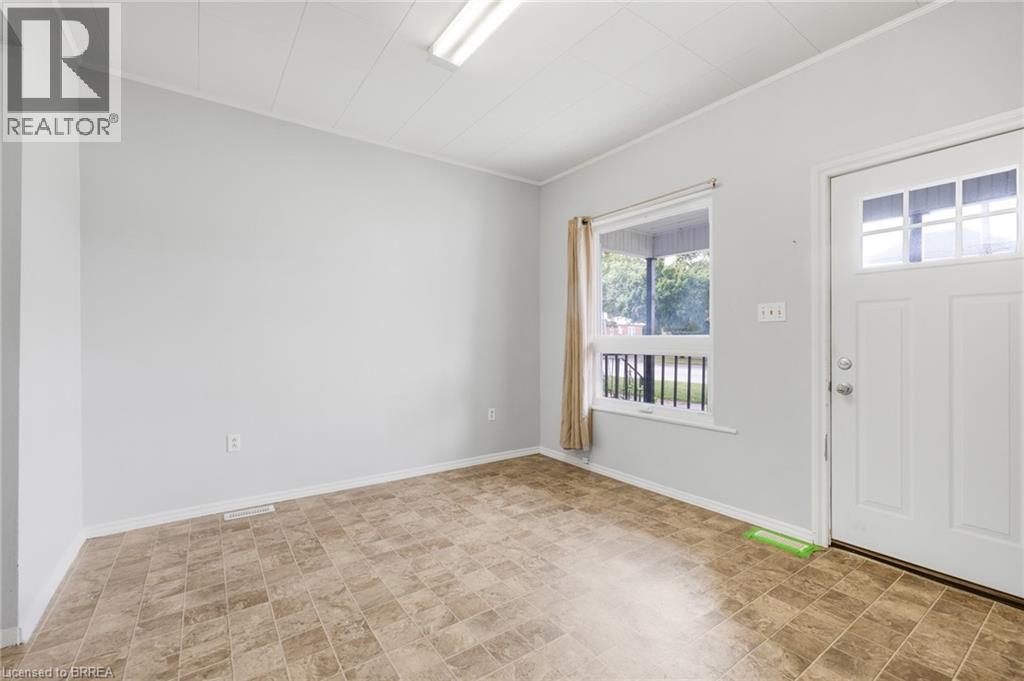 74 Erie Avenue, Brantford, Ontario