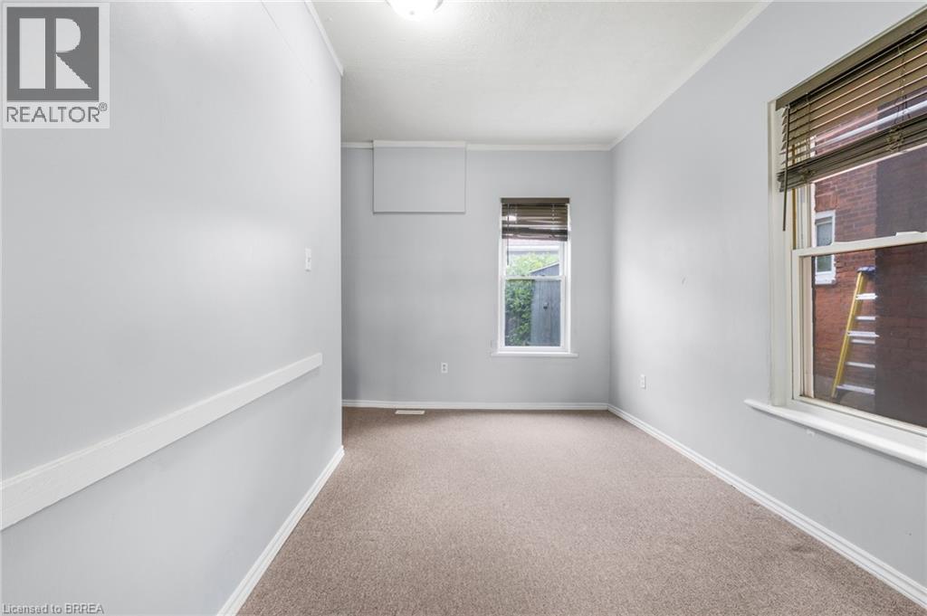 74 Erie Avenue, Brantford, Ontario