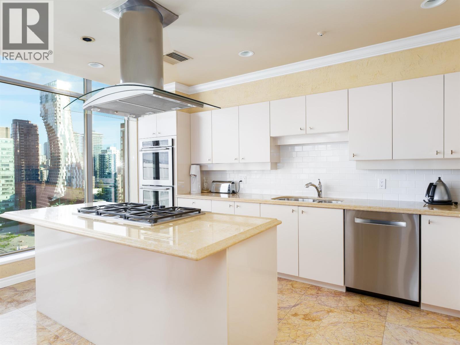 Ph3 1790 Bayshore Drive, Vancouver, British Columbia