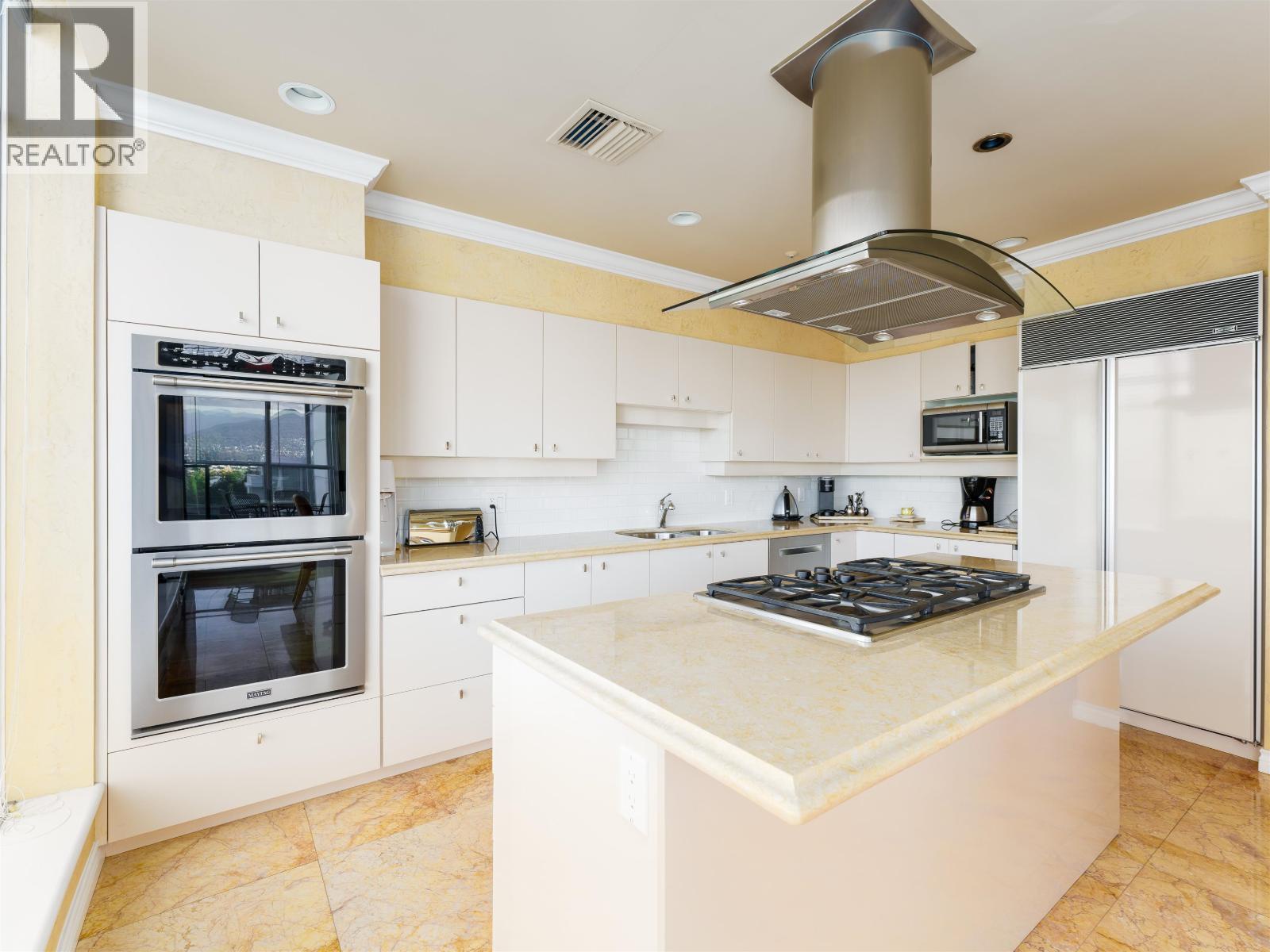 Ph3 1790 Bayshore Drive, Vancouver, British Columbia