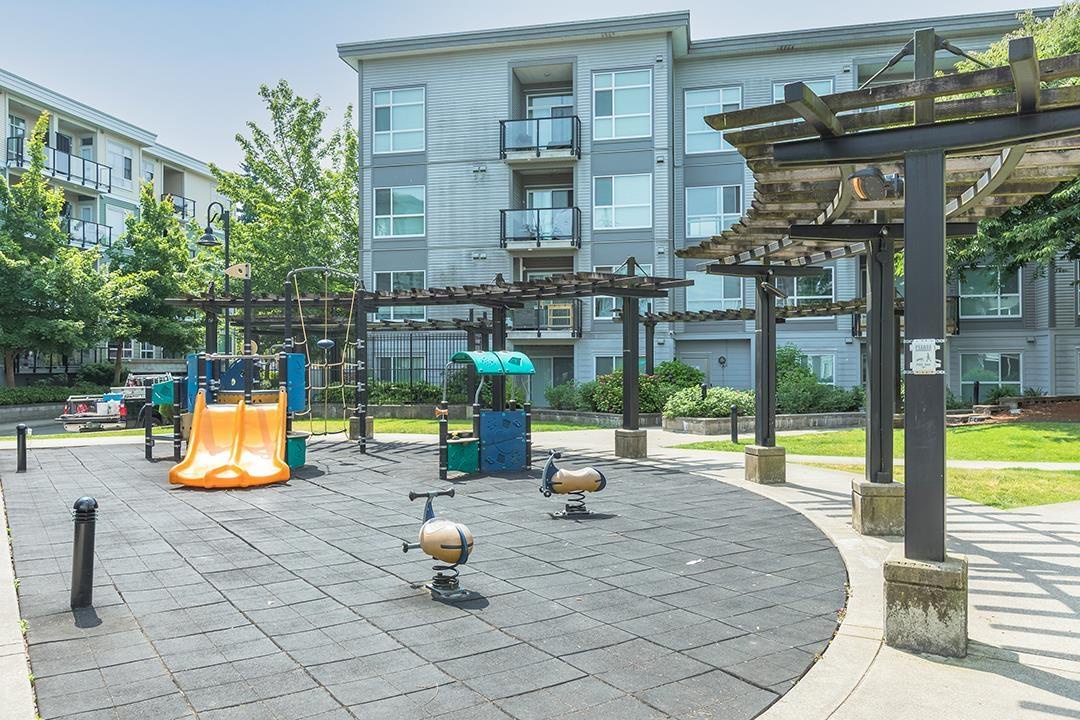 521 13728 108 Avenue, Surrey, British Columbia