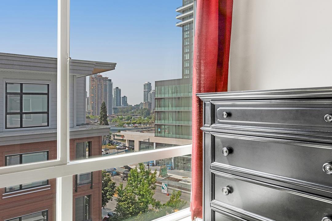 521 13728 108 Avenue, Surrey, British Columbia