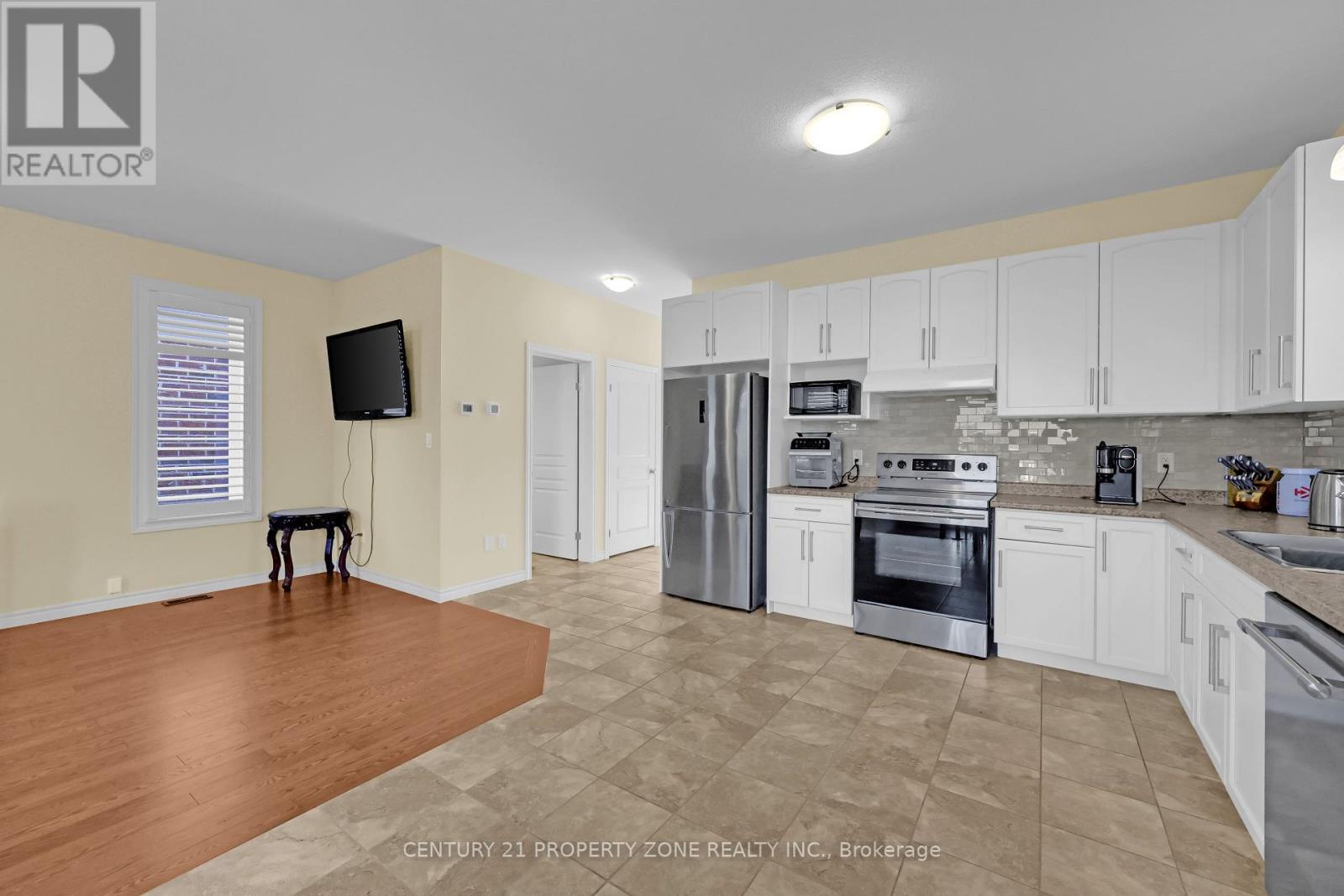 8 Chamberlain Avenue, Ingersoll (ingersoll - South), Ontario