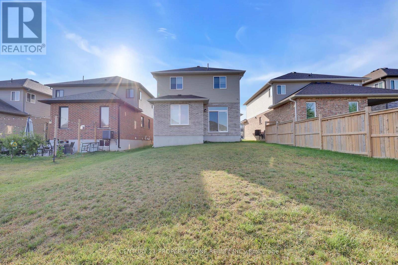 8 Chamberlain Avenue, Ingersoll (ingersoll - South), Ontario