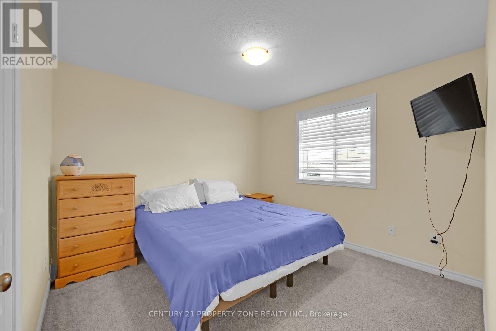 8 Chamberlain Avenue, Ingersoll (ingersoll - South), Ontario