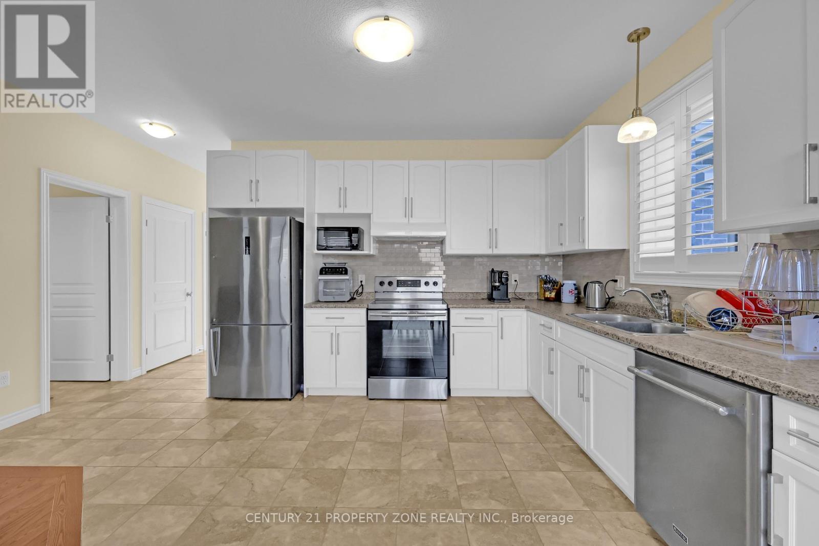 8 Chamberlain Avenue, Ingersoll (ingersoll - South), Ontario