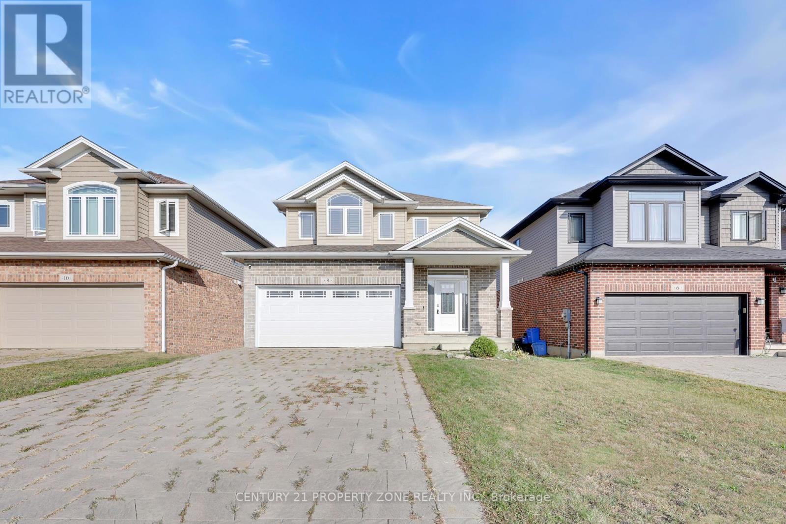 8 Chamberlain Avenue, Ingersoll (ingersoll - South), Ontario