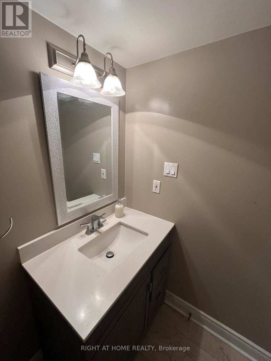 34 Drinkwater Road N, Brampton (fletcher's West), Ontario