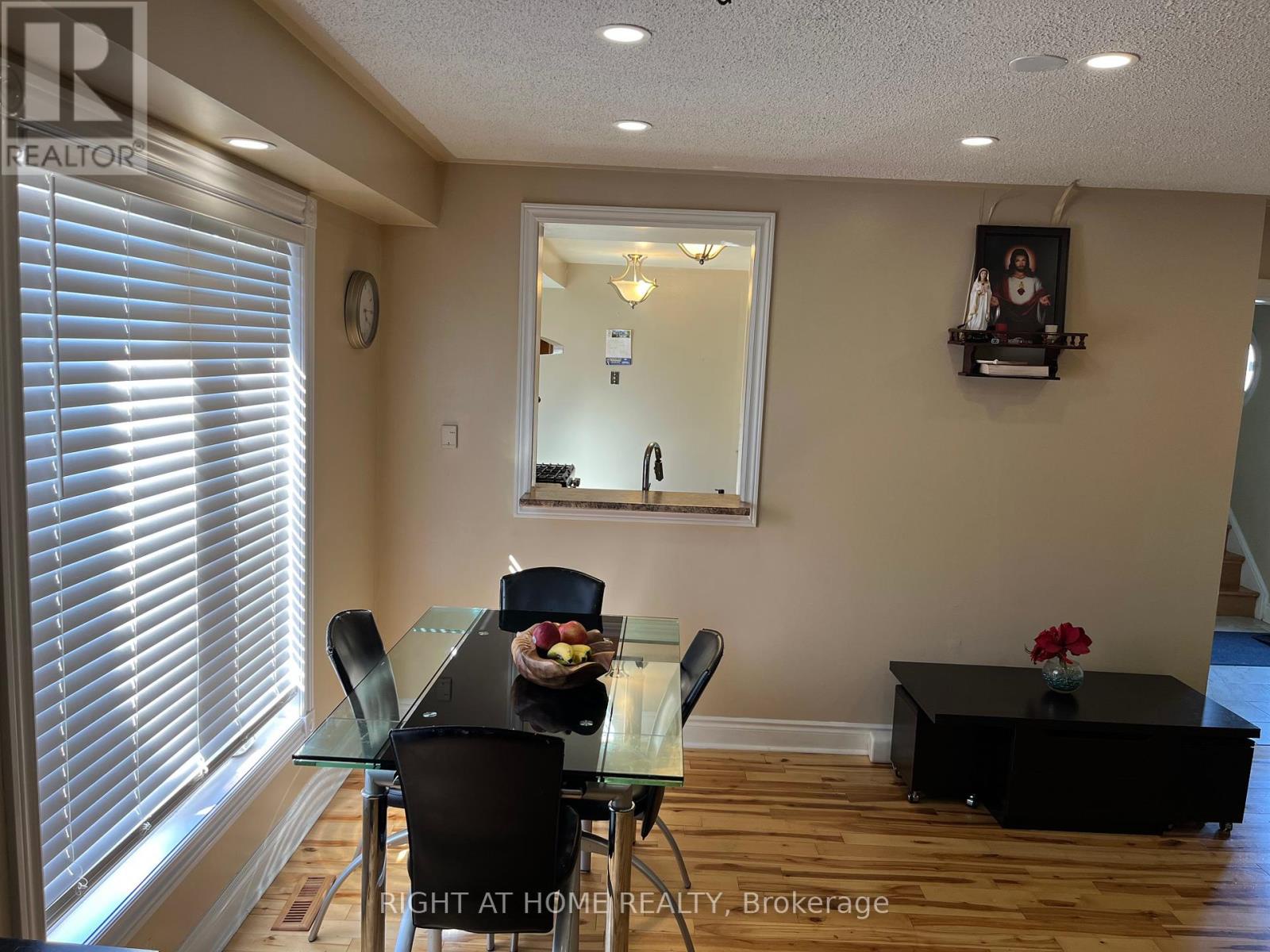 34 Drinkwater Road N, Brampton (fletcher's West), Ontario