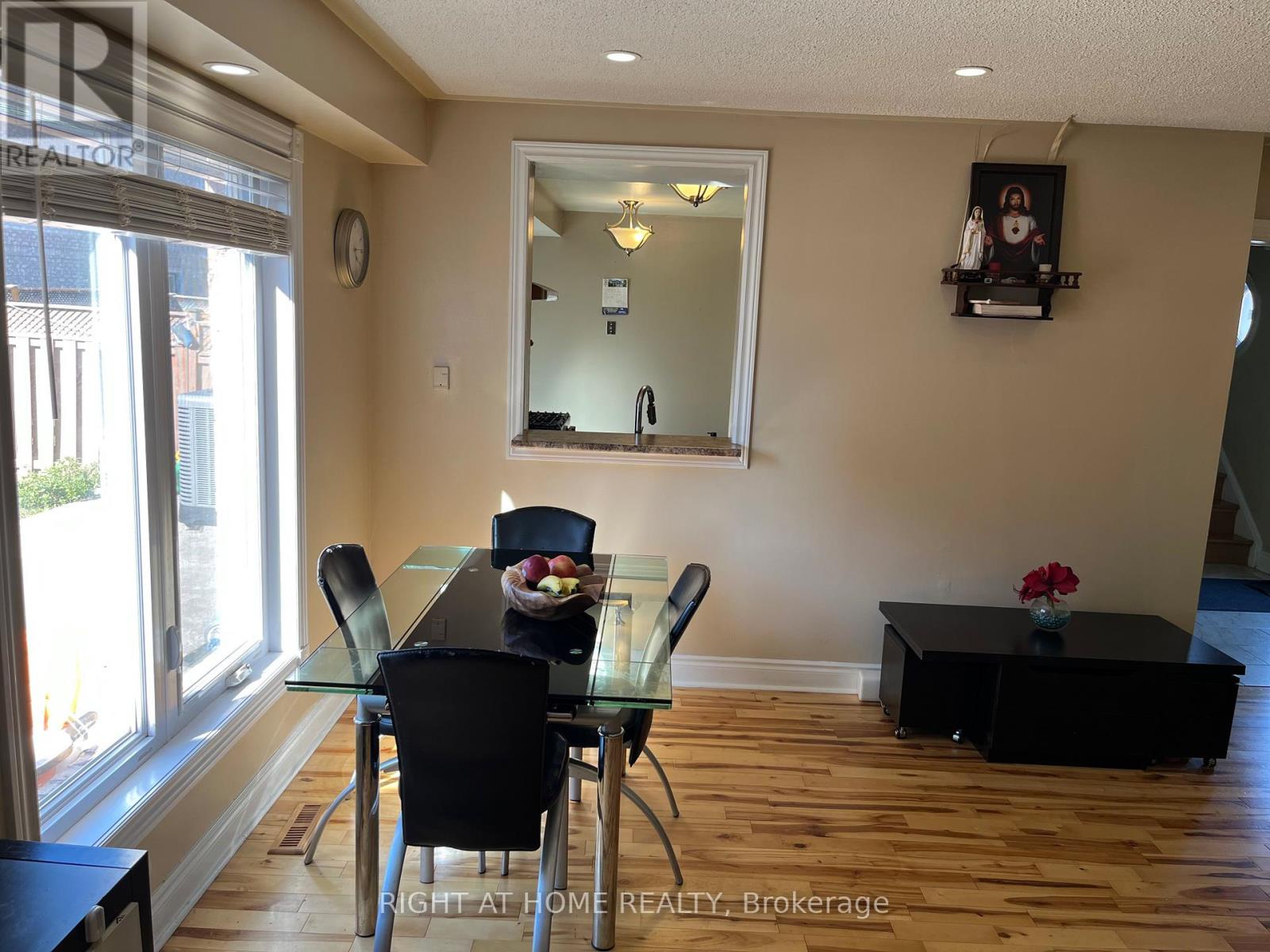 34 Drinkwater Road N, Brampton (fletcher's West), Ontario