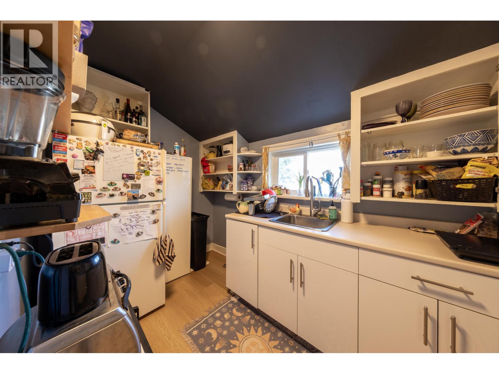 3719 W 3rd Avenue, Vancouver, British Columbia