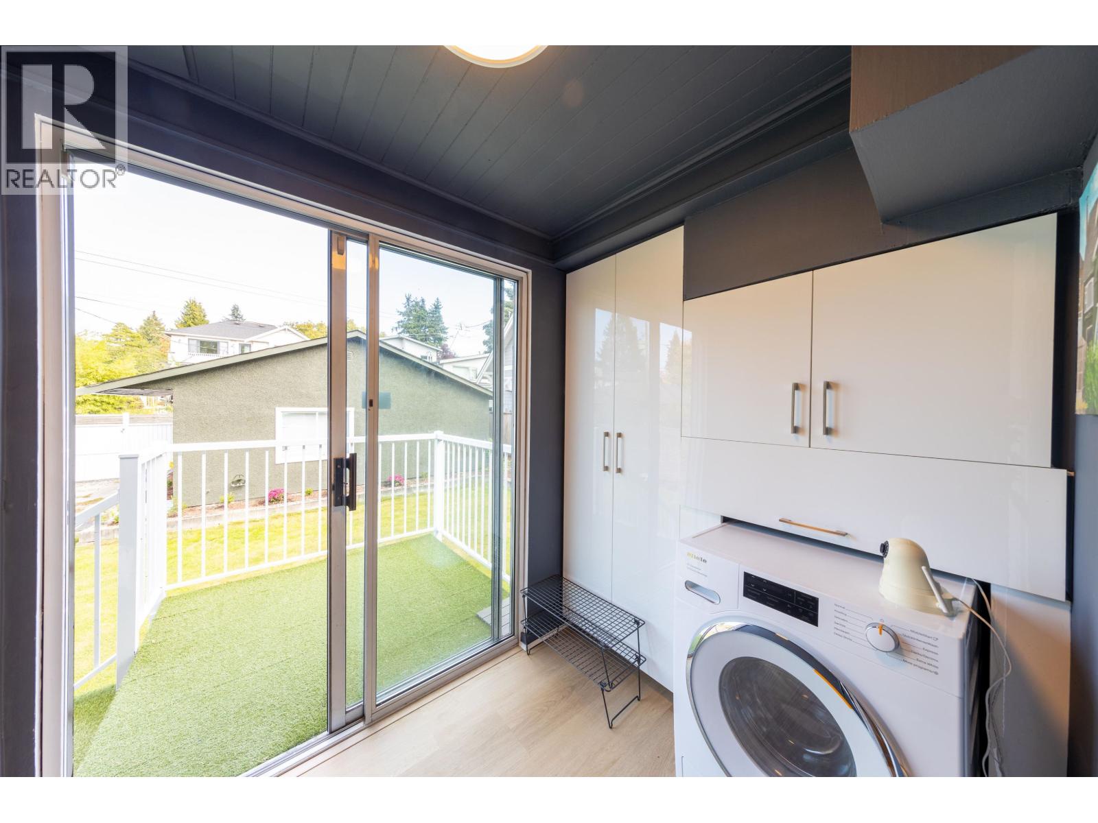 3719 W 3rd Avenue, Vancouver, British Columbia