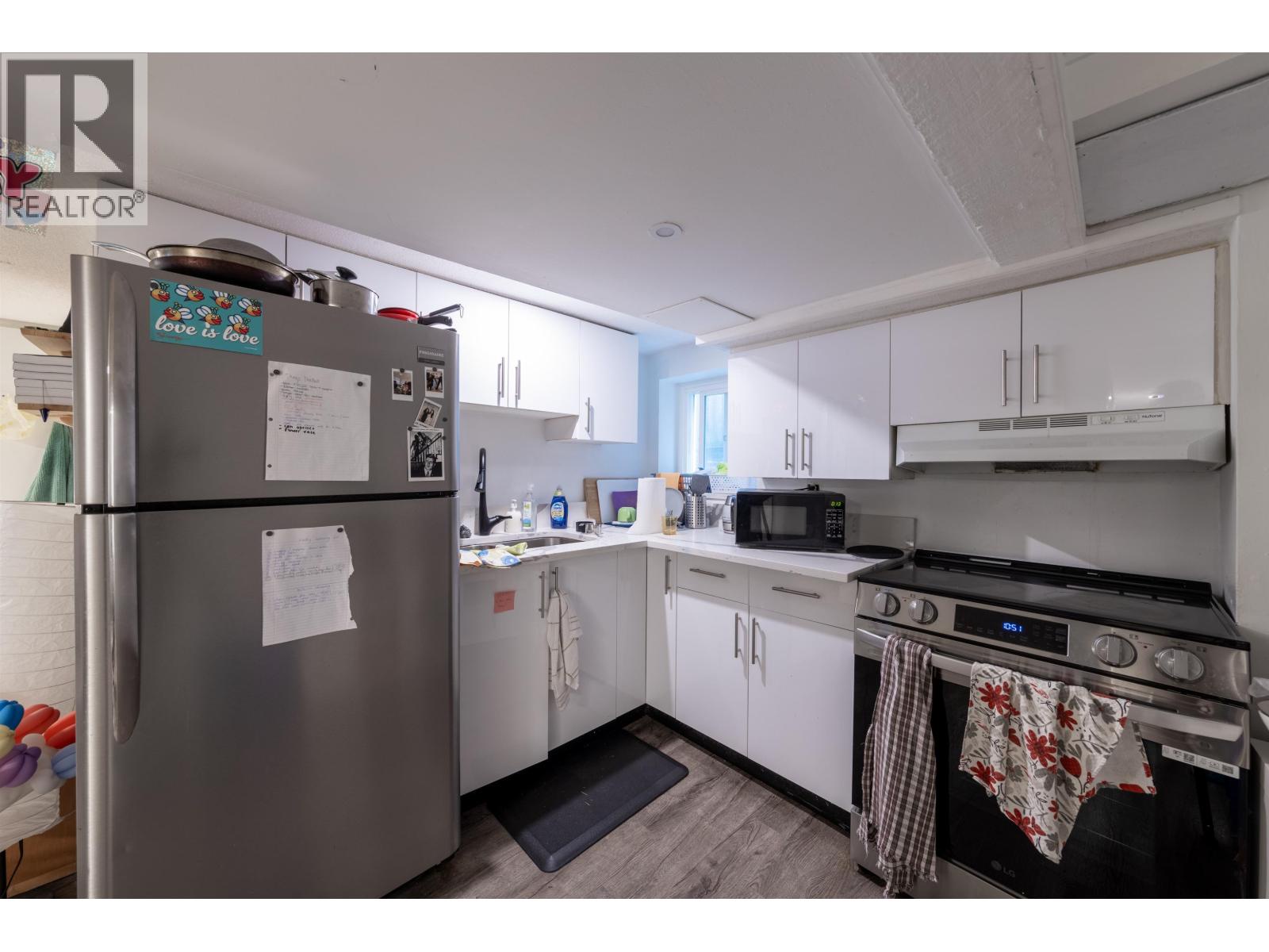 3719 W 3rd Avenue, Vancouver, British Columbia