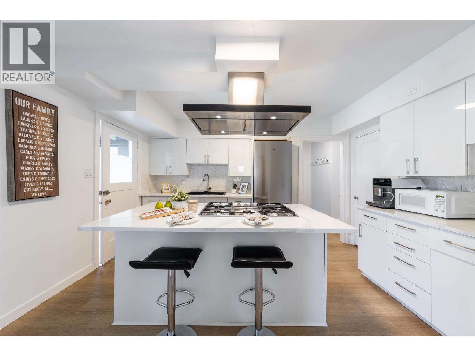 3719 W 3rd Avenue, Vancouver, British Columbia