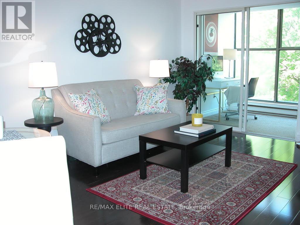 323 - 65 Scadding Avenue, Toronto (waterfront Communities), Ontario