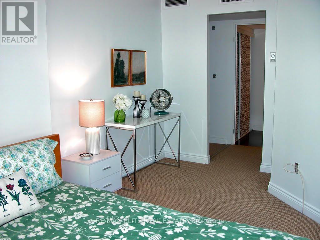 323 - 65 Scadding Avenue, Toronto (waterfront Communities), Ontario