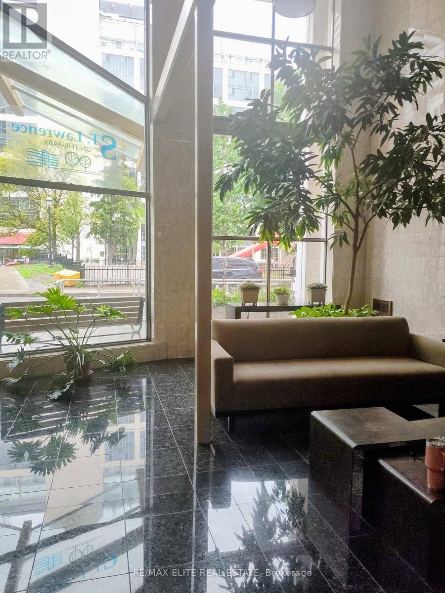 323 - 65 Scadding Avenue, Toronto (waterfront Communities), Ontario