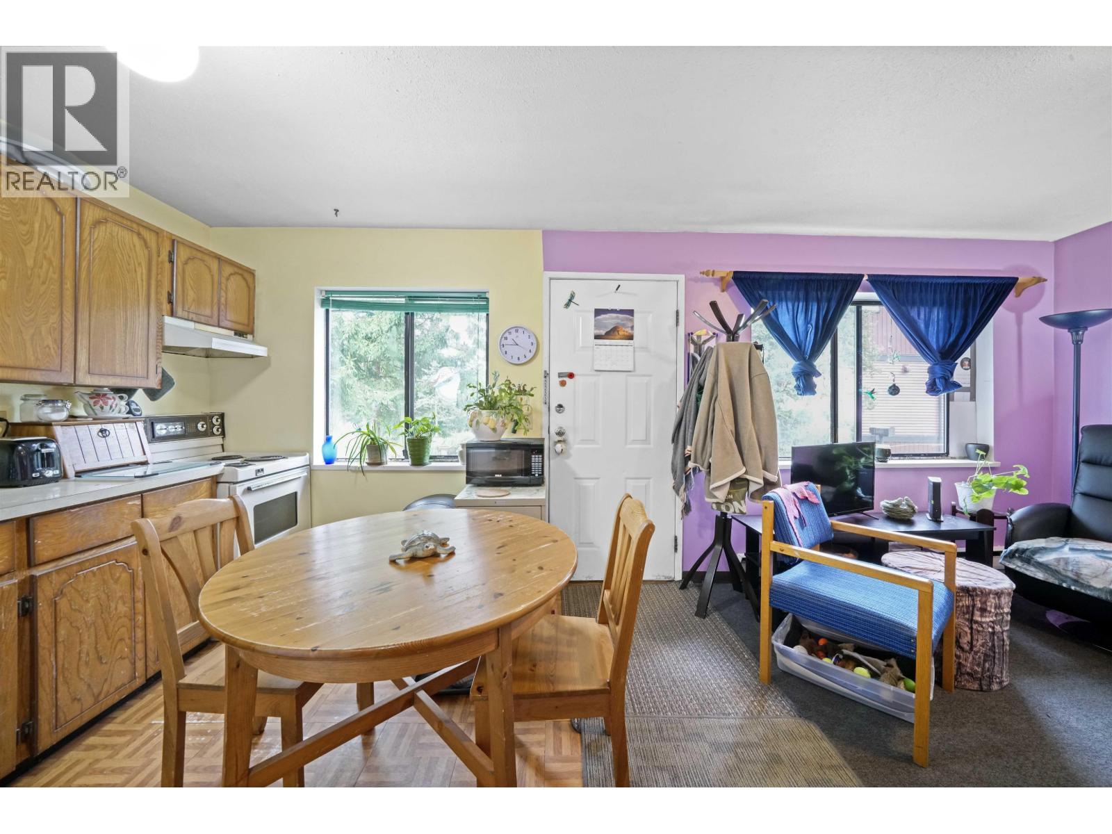 25491 Dewdney Trunk Road, Maple Ridge, British Columbia