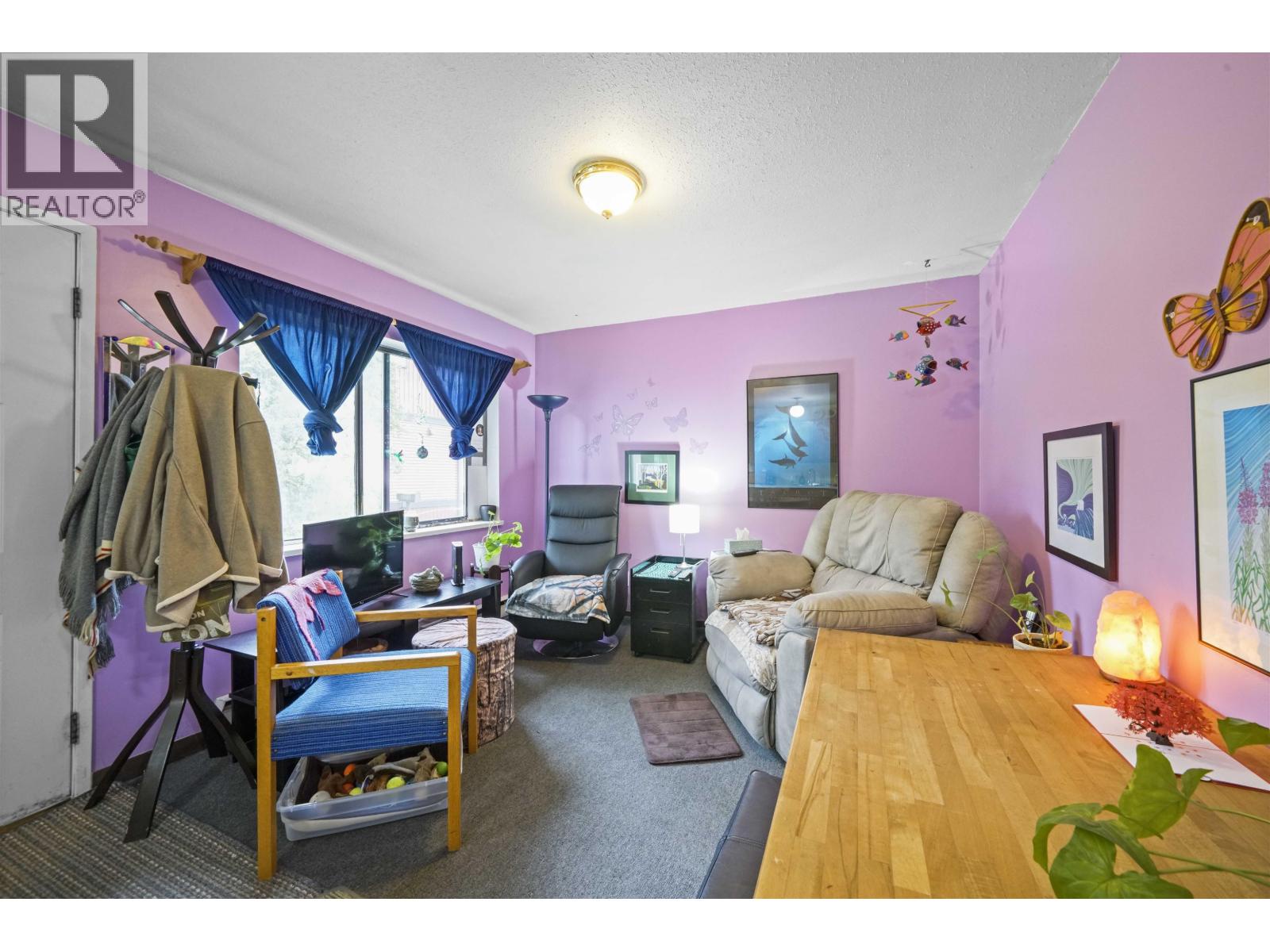 25491 Dewdney Trunk Road, Maple Ridge, British Columbia