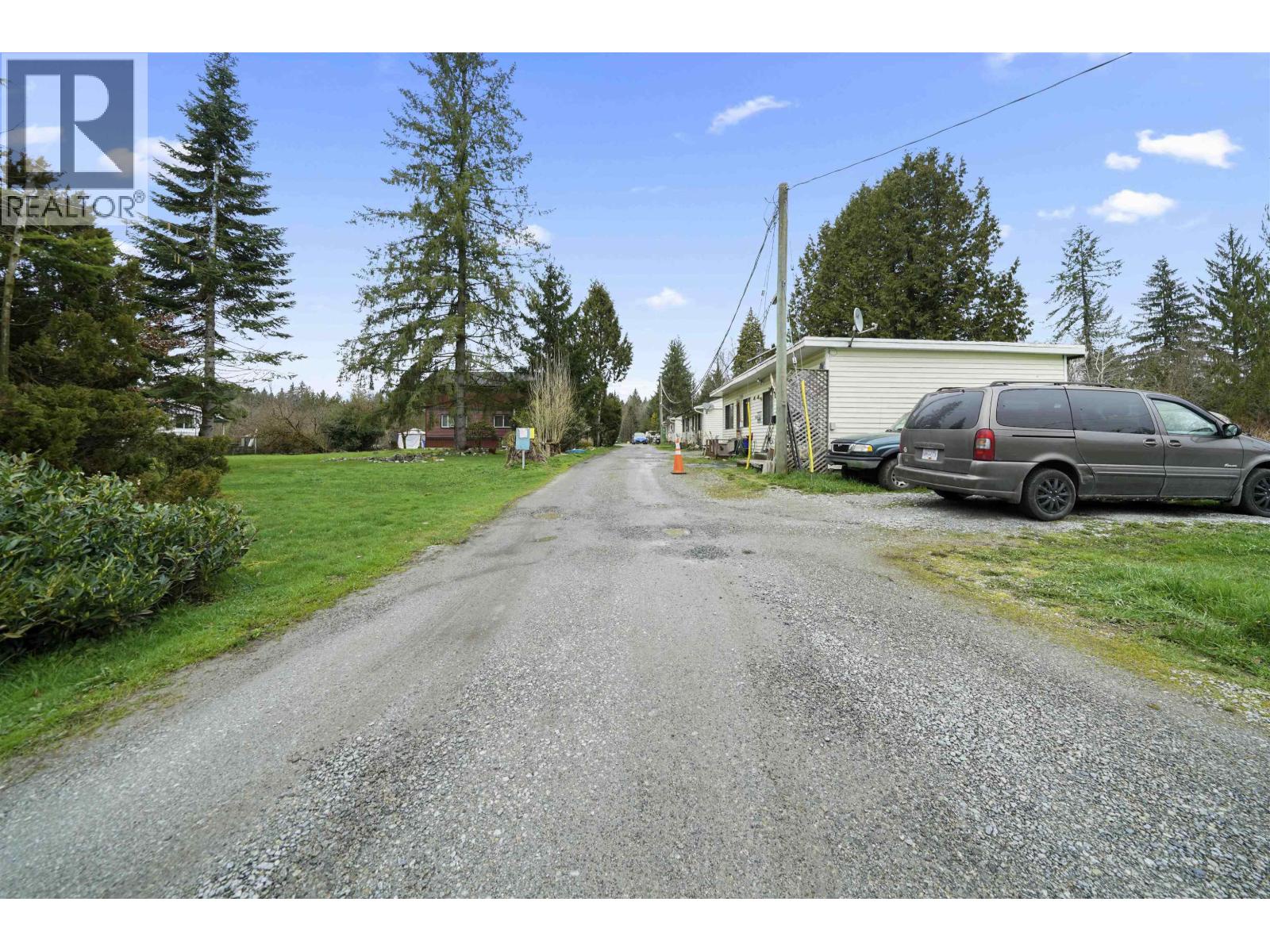 25491 Dewdney Trunk Road, Maple Ridge, British Columbia