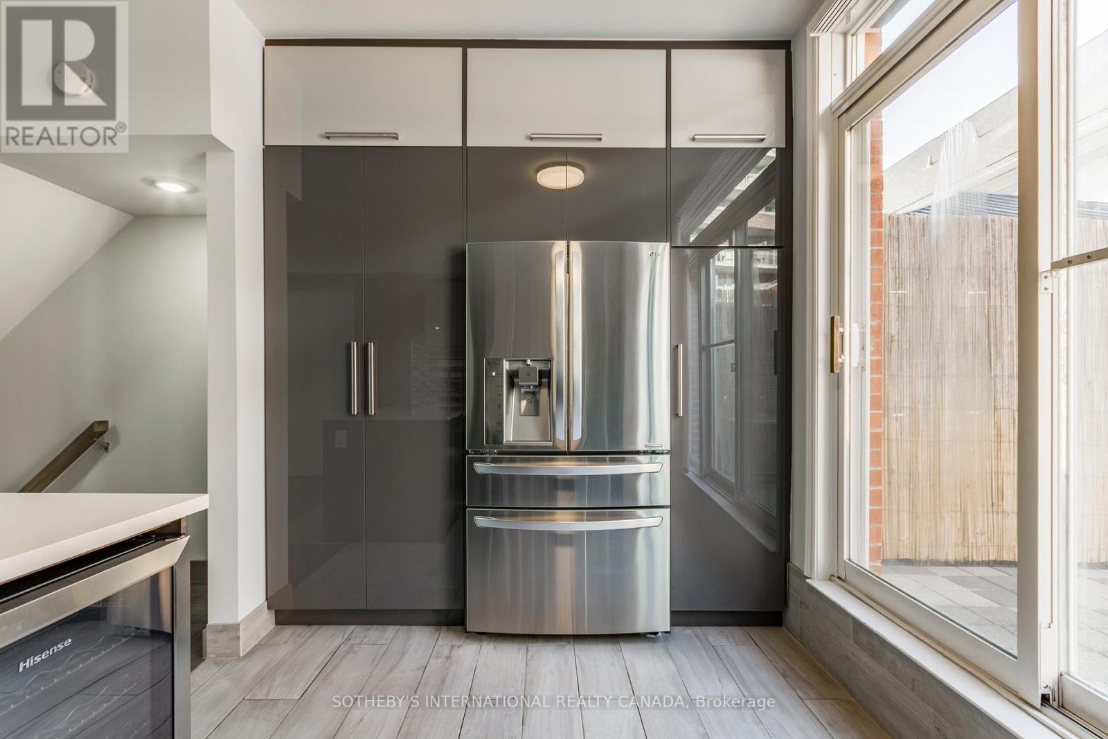 30 Michael Power Place, Toronto (islington-city Centre West), Ontario