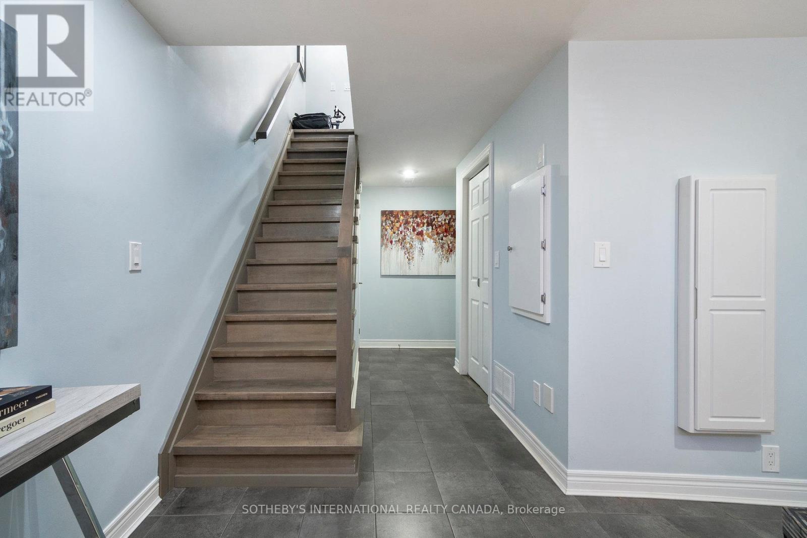 30 Michael Power Place, Toronto (islington-city Centre West), Ontario