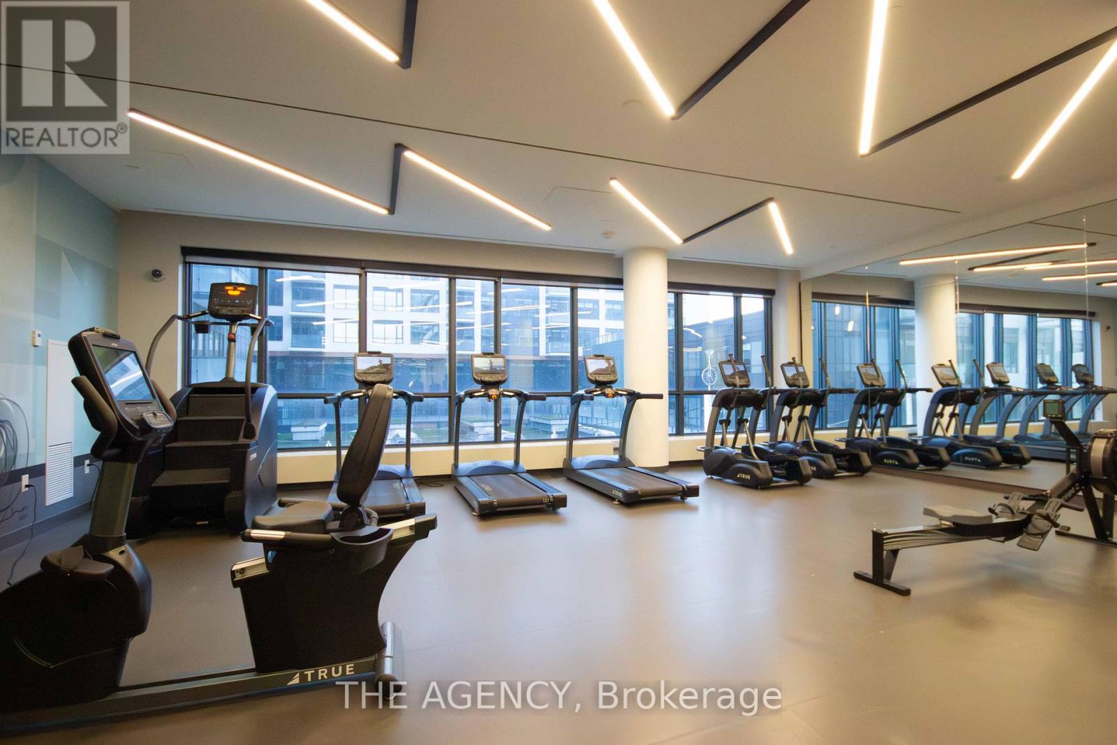 1702 - 225 Sumach Street, Toronto (regent Park), Ontario