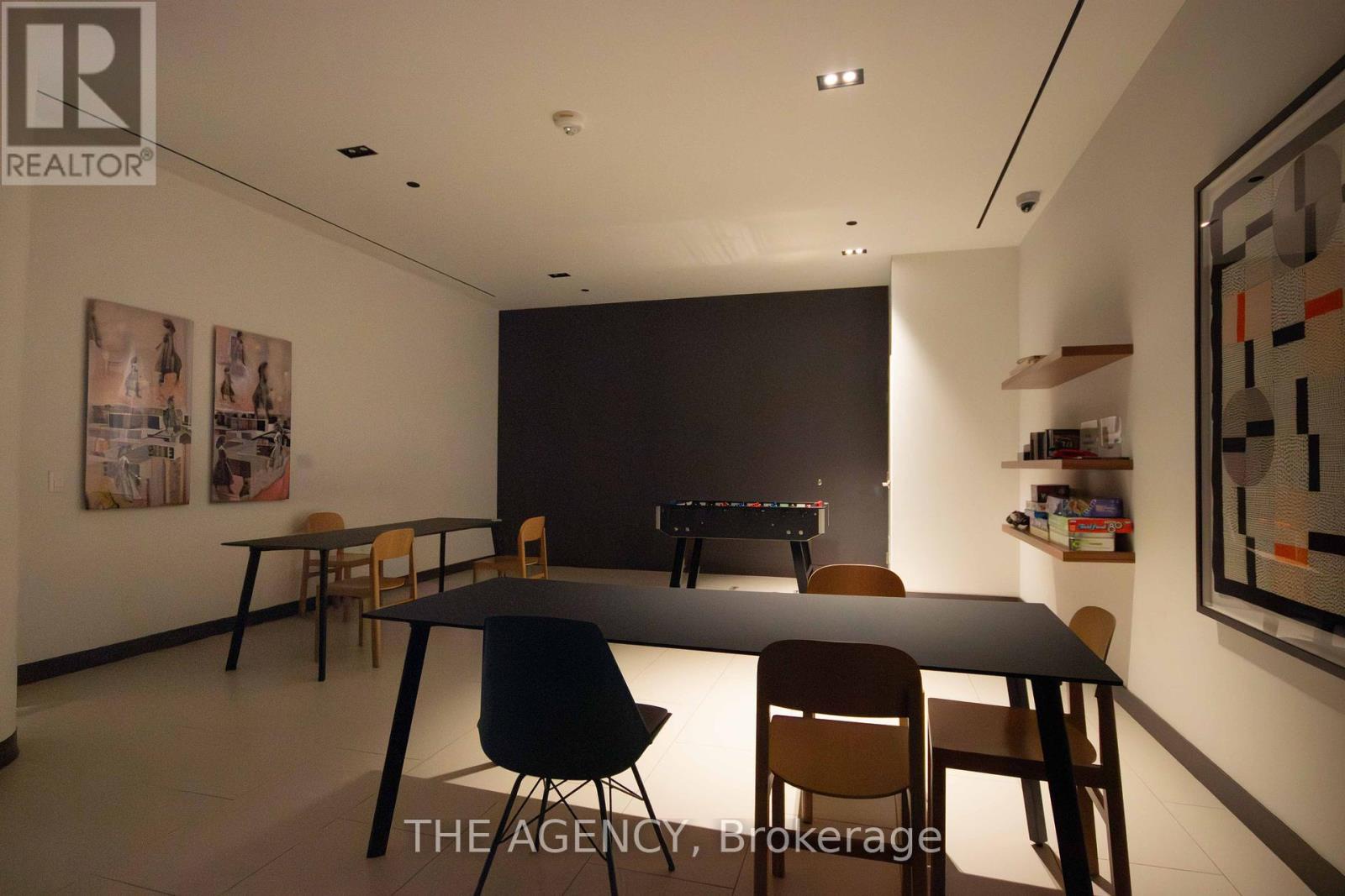 1702 - 225 Sumach Street, Toronto (regent Park), Ontario