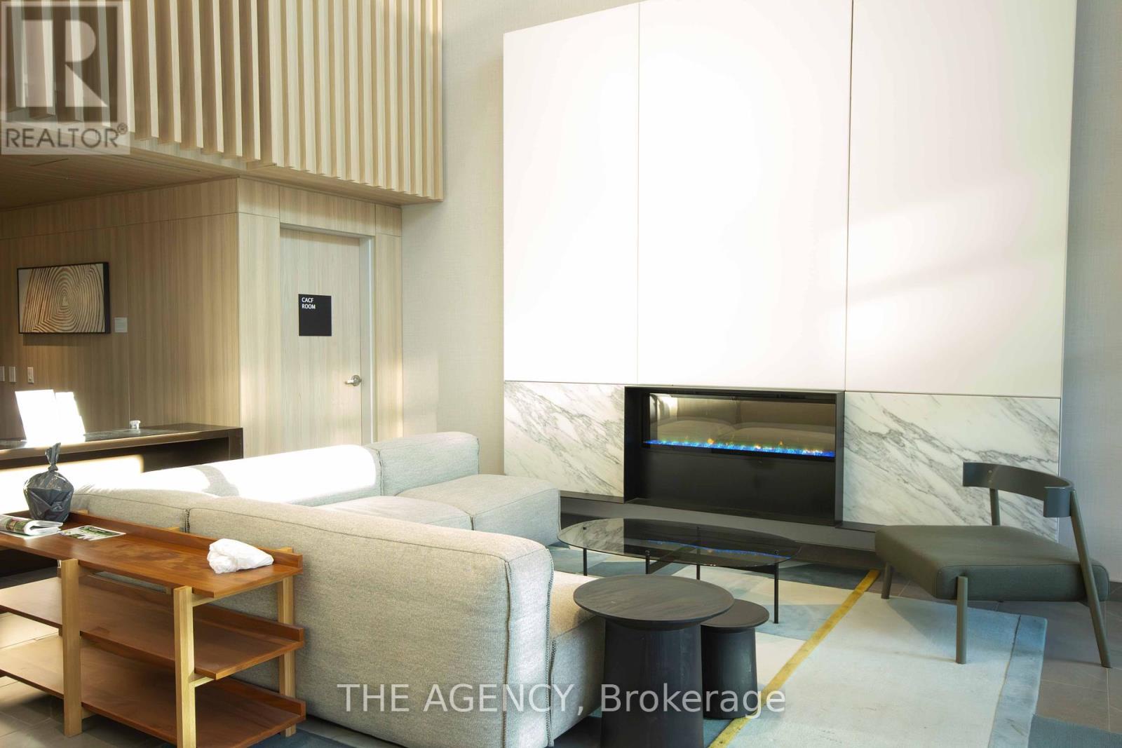 1702 - 225 Sumach Street, Toronto (regent Park), Ontario