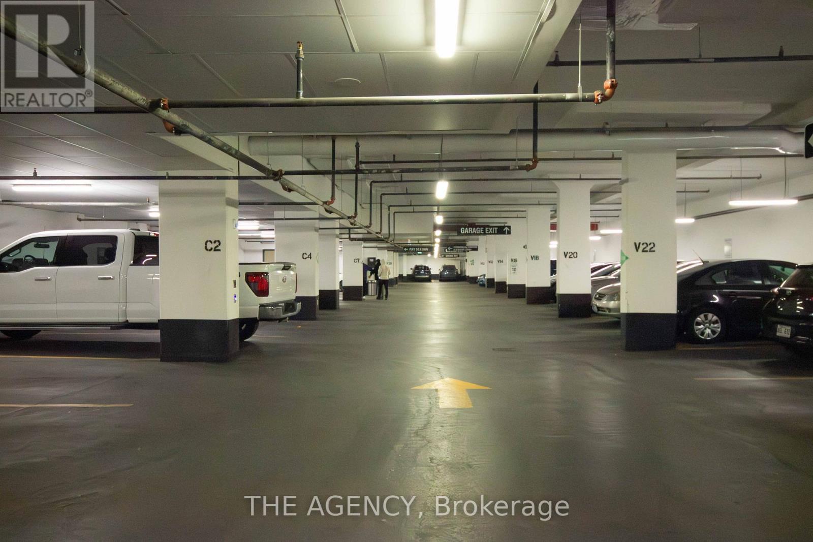 1702 - 225 Sumach Street, Toronto (regent Park), Ontario